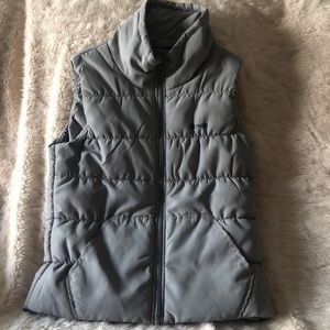 Bench. Winter vest